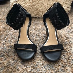 Gianni Bini Black Heels